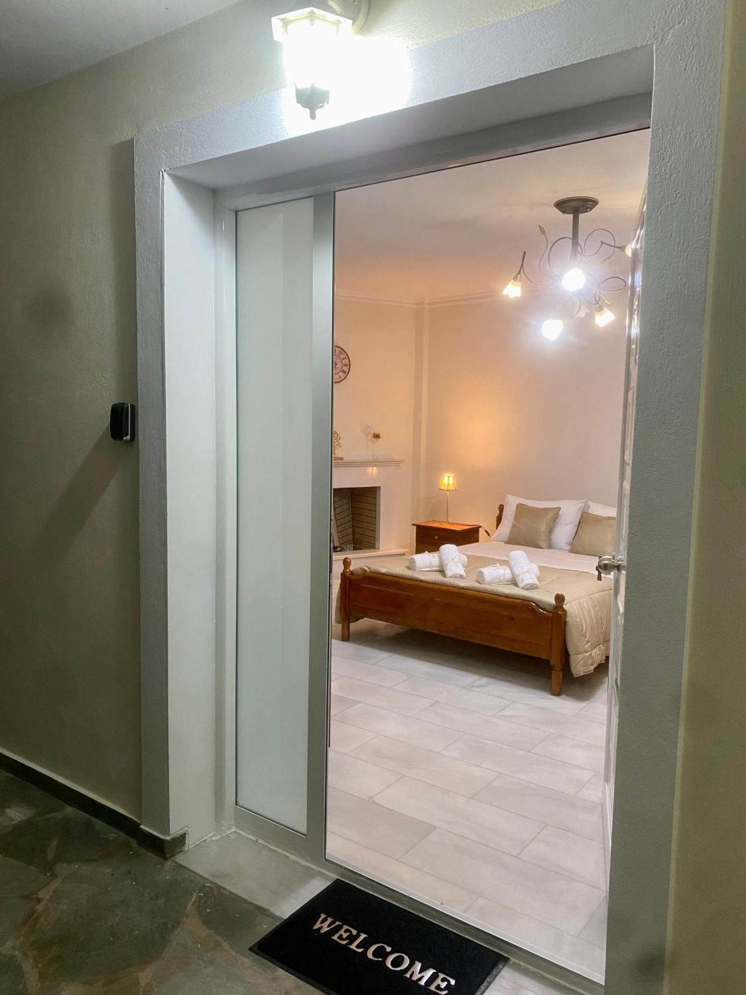 Nikos Apartment Szpáta Kültér fotó